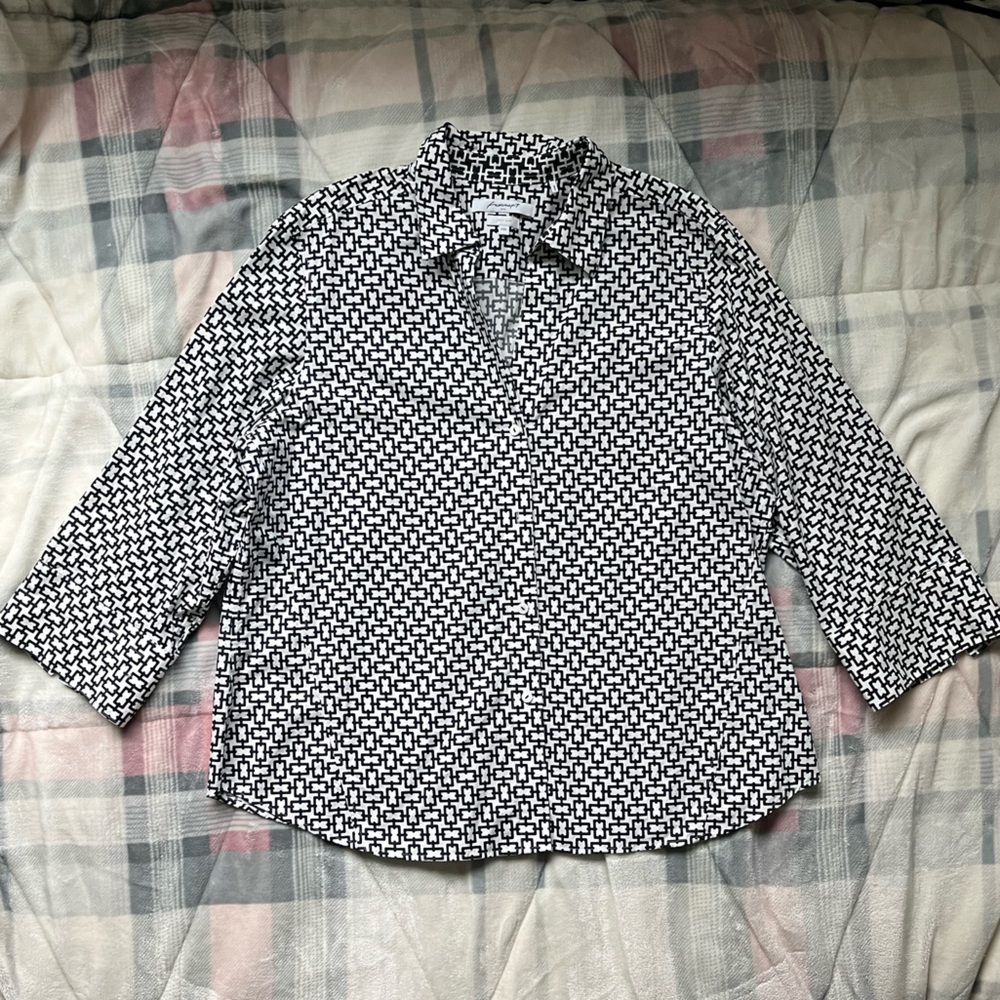 Foxcroft Women’s XXL Black And White Chain Patterned Blouse - Picture 3 of 7